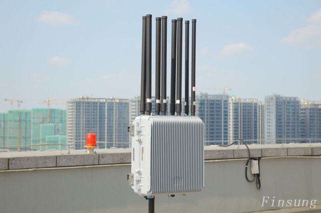 Équipement omnidirectionnel de suppression à 360 degrés 